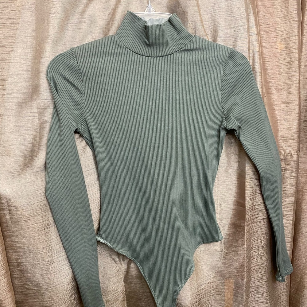 Fashion Nova Sage Ribbed Bodysuit